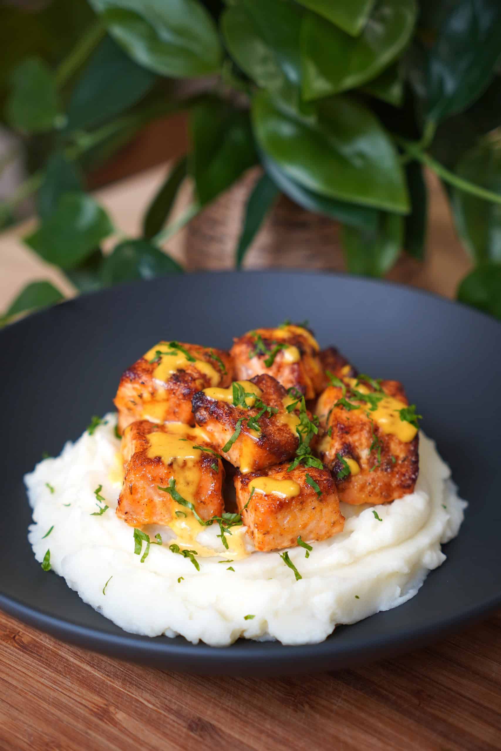 Air Fryer Salmon Bites