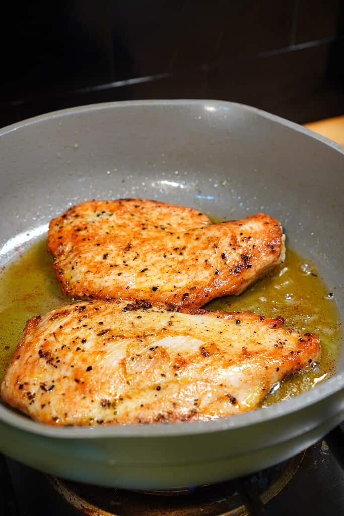White Cream Sauce for Chicken