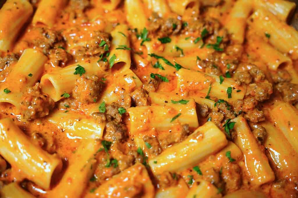 Creamy Beef Pasta Thumbnail
