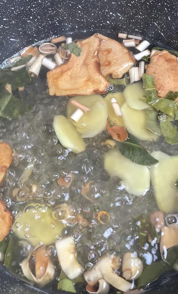 chicken feet marinate