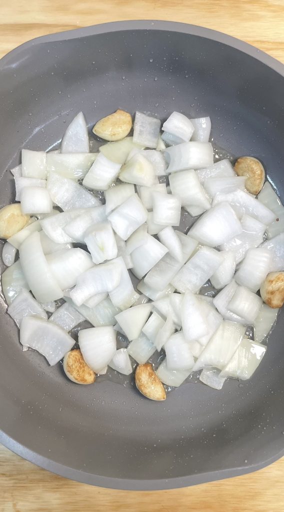 Saute garlic & onion