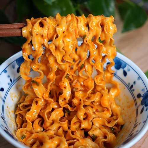 Peanut Chili Noodles